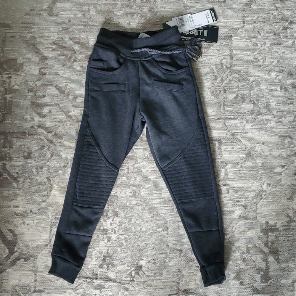 Reset Fashion Jogger Size 4